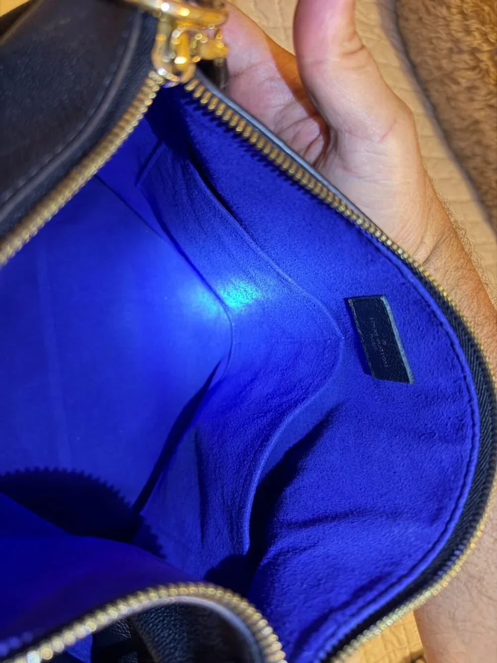Louis Vuitton Maida Hobo Black Empreinte Leather